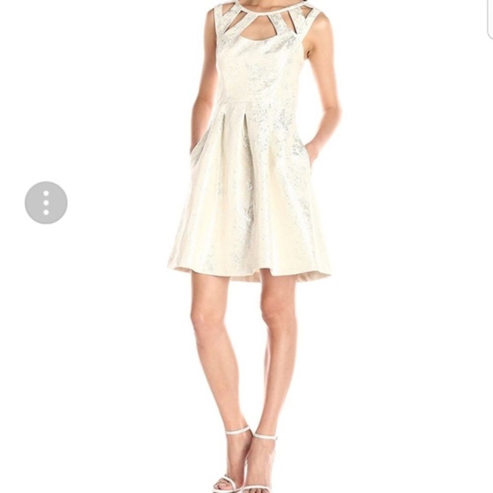 Betsey Johnson White/Silver Foil Print Cocktail Dress Sz 4